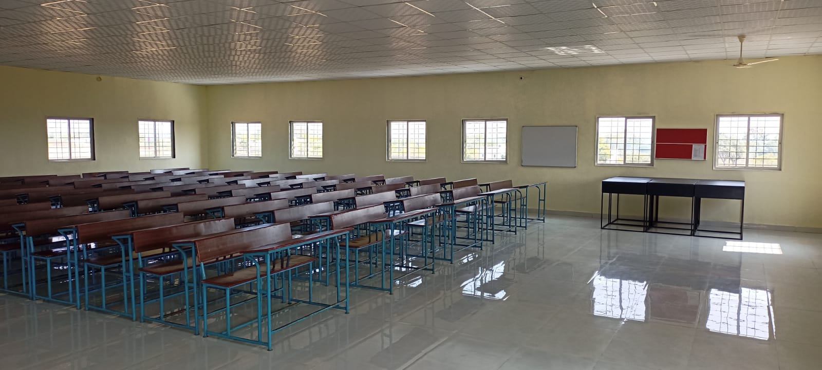 seminar hall (1)